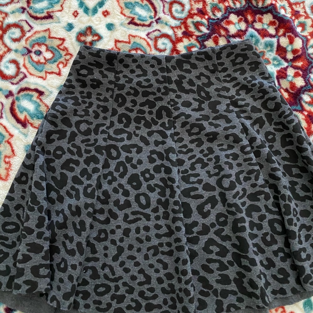 High waist leopard skirt